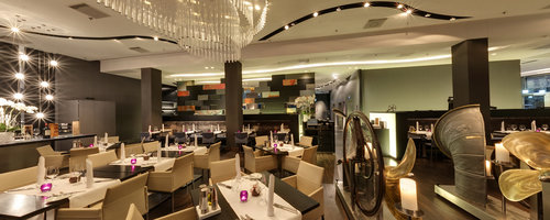 EQUINOX Restaurant